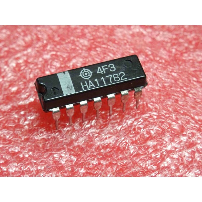 HA11782 (Hitachi) - Préamplificateur de Tête 2 Canaux (Boîtier DIP-14)