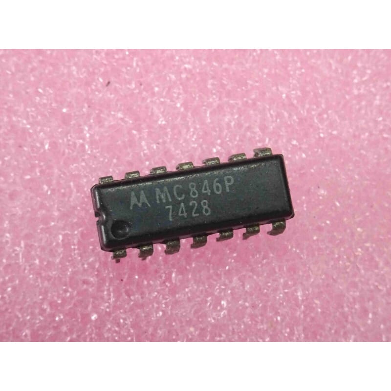 MC846P (Motorola) - Quadruple Porte NAND à 2 Entrées
