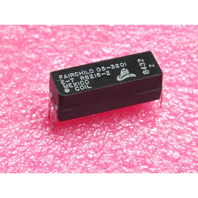 Relais Électromagnétique Fairchild - Référence 05-3201 (4 Broches, Format Miniature 24 x 8 x 8 mm)