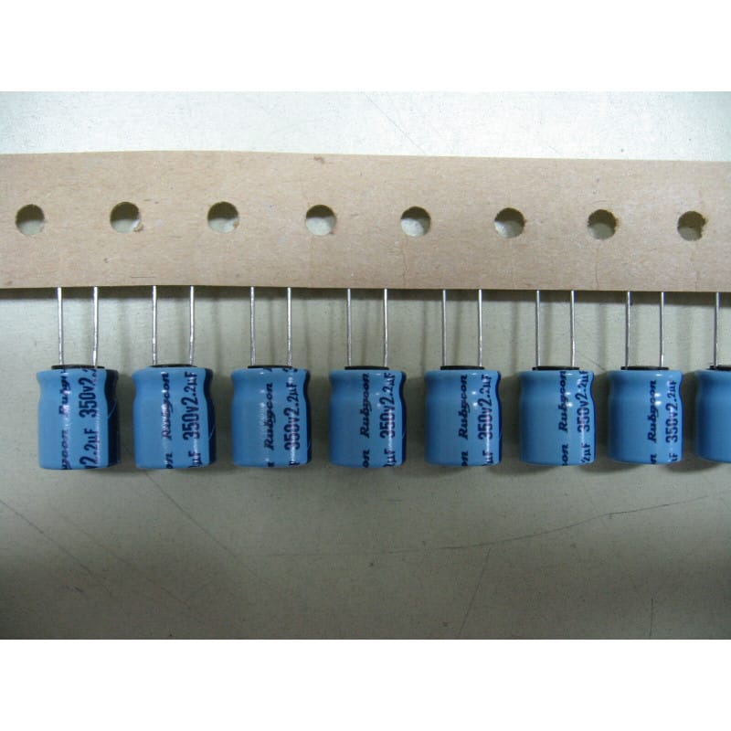 Lot de 8 Condensateurs Électrolytiques Aluminium Rubycon - 350V, 2,2 µF (Radiaux, 85°C)