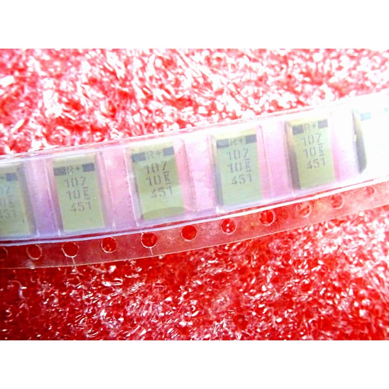 [tantale_100µF] Lot de 10 Condensateurs CMS Tantal Chip - 10V, 100 µF (Tolérance 20%, Format 4373 / 4 x 7 mm)