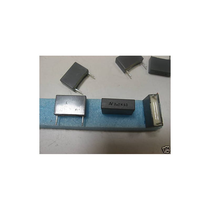 [200385114444] Lot de 6 Condensateurs Film Polyester Métallisé Arcotronics — 2,2 µF / 2200 nF, 63V MKT (Tolérance 10%, Entraxe 15 mm)