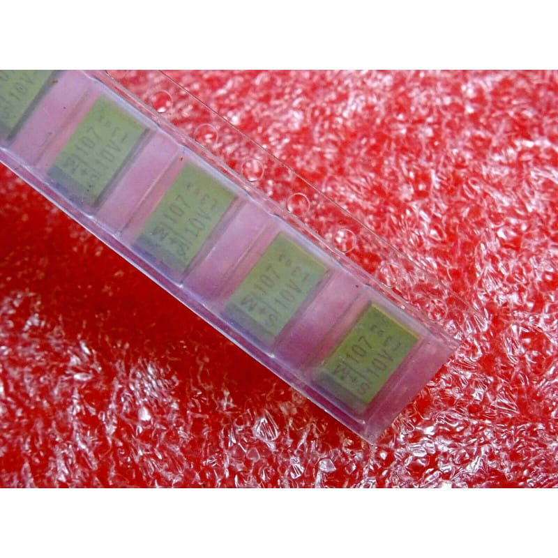 [203913505008] Lot de 10 Condensateurs Tantal CMS (SMD) — 10V, 100 µF (Tolérance 20%, Format 4 × 7 mm)