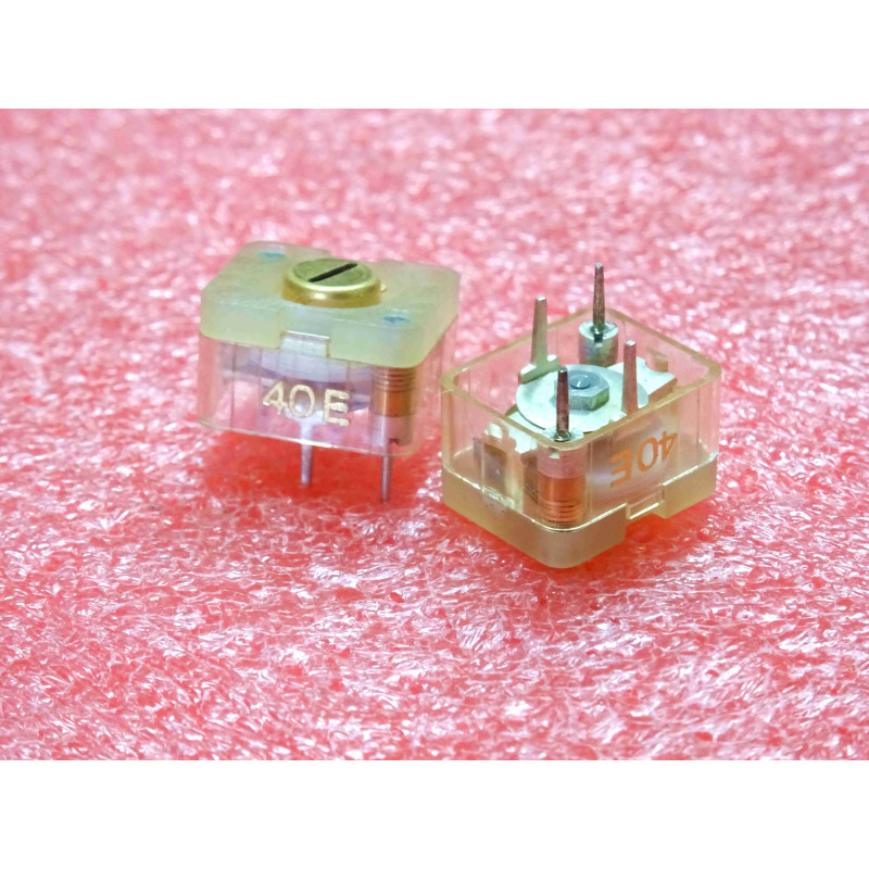 [condensateurV4p] Lot de 3 Condensateurs Variables Ajustables – Capacité de 4 pF à 40 pF, 400 V, Dimensions 14 x 11 x 8 mm