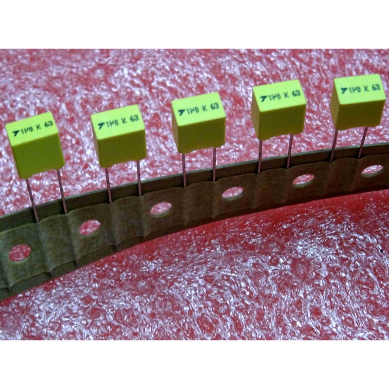 [BF074D0105KDC] (Lot x20) Condensateurs Polyester Mylar / Metalized Film (CPMN) 1 µF 63V 10% - AVX / Elna (Réf. BF074D0105KDC)