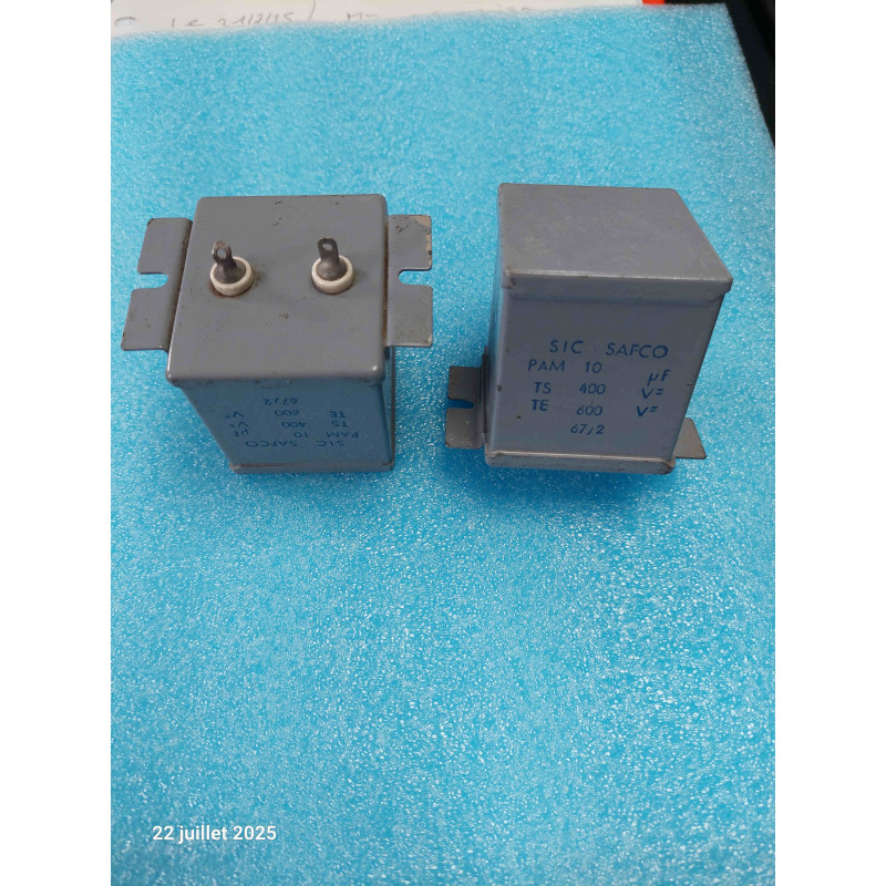 Lot de 10 Condensateurs Film Polypropylène 100 pF (0,1 nF) 2000V DC / 2kV - RIFA Série PHE448 (Pas 15 mm)