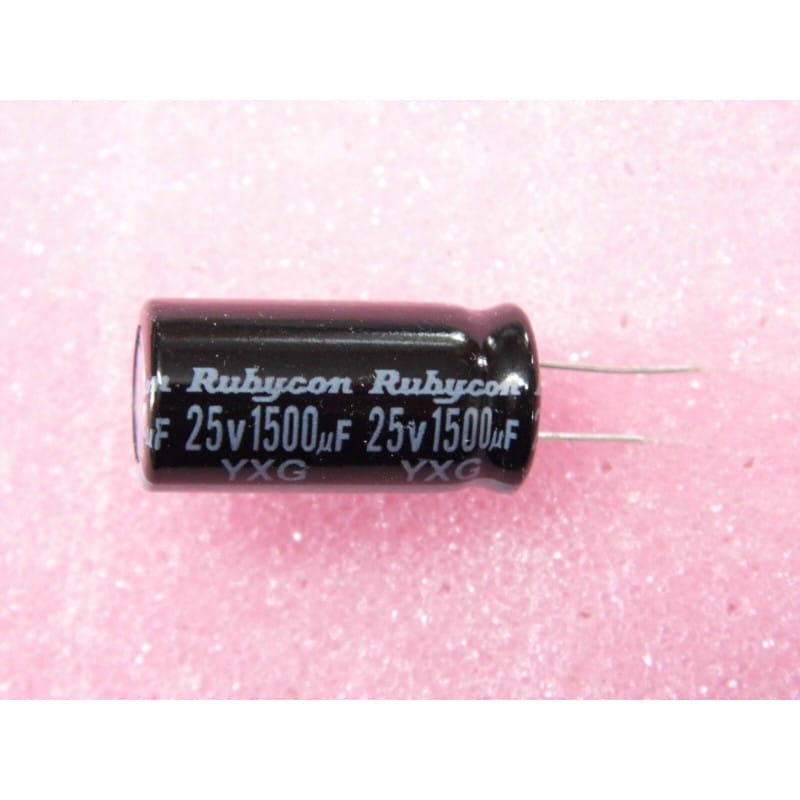 Lot de Condensateurs Chimiques Radiaux 1500 µF 25V DC (105°C) – RUBYCON (Ø 13 x 26 mm)