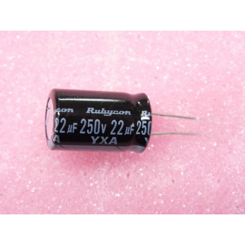 Lot de 4 Condensateurs Chimiques Radiaux 22 µF 250V DC (105°C) – RUBYCON