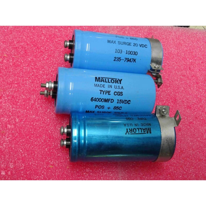 Lot de 3 Condensateurs Électrolytiques Aluminium à Vis "Très Forte Capacité" 64 000 µF 15V DC 85°C – Mallory CGS (Référence : 103-10030 – Dimensions : Ø 51 x 151 mm)