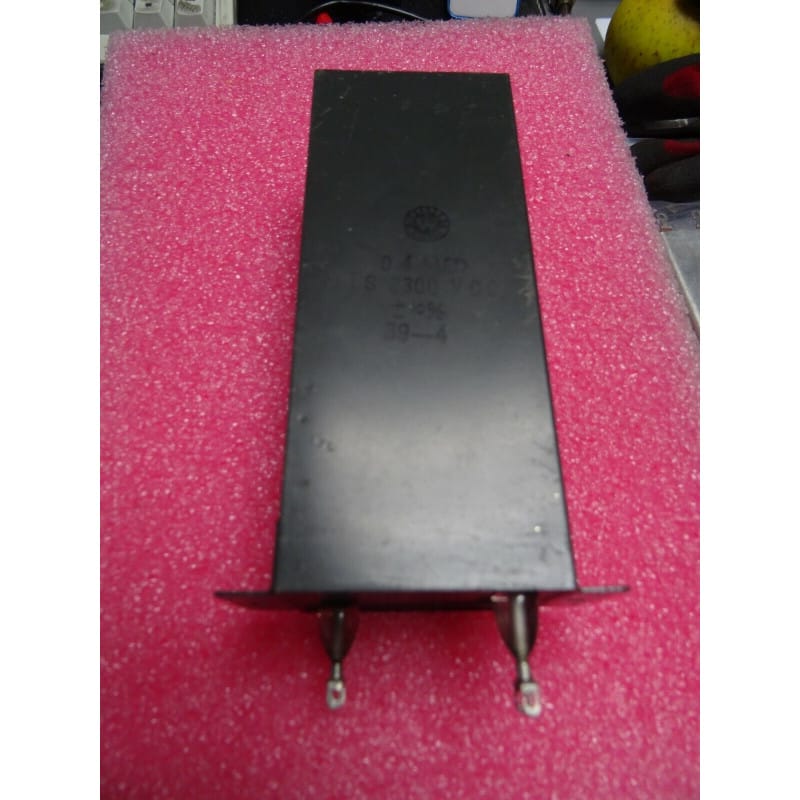 [203731629177] Condensateur à Bain d'Huile Étanche Très Haute Tension 0,4 µF 3300V DC ±10% – WIRELESS S.A. (Dimensions Boîtier : 140 x 55 x 45 mm)