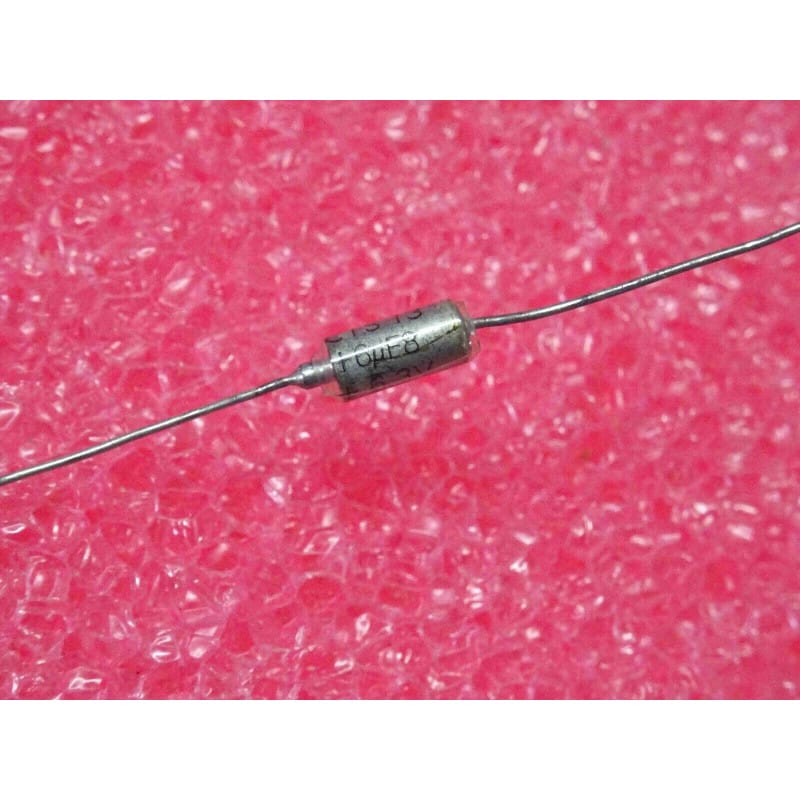 Lot de 5 Condensateurs Tantale Solide Axiaux "Mil-Spec / Heavy Duty" 6,8 µF 6,3V DC – Série CTS13 (Dimensions : Ø 3 x 7 mm)