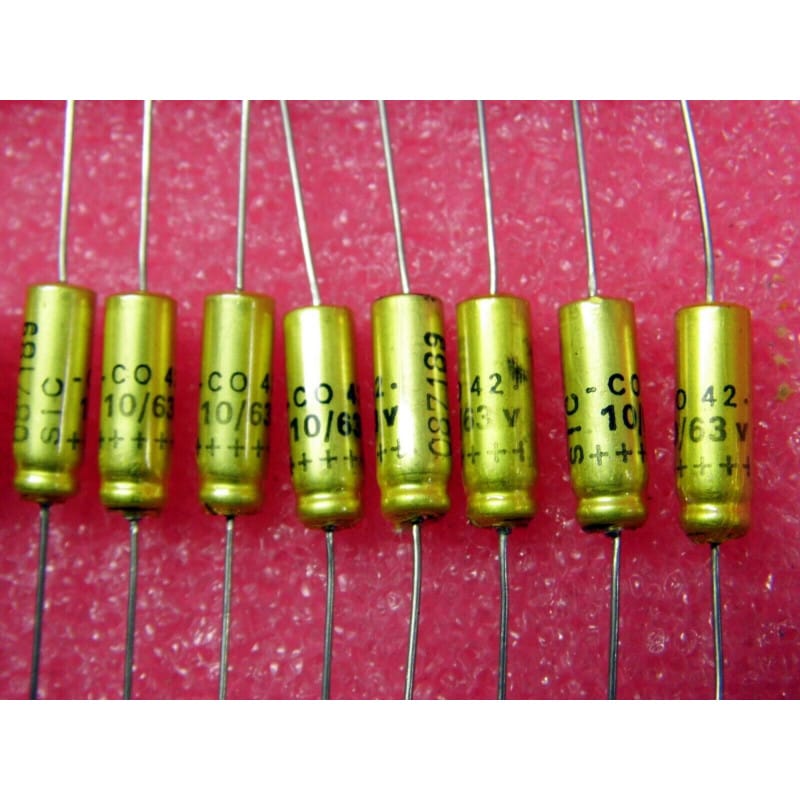 Lot de 4 Condensateurs Électrolytiques Axiaux SIC-SAFCO 10 µF 63V 85°C - Série CO42 (7 x 20 mm)
