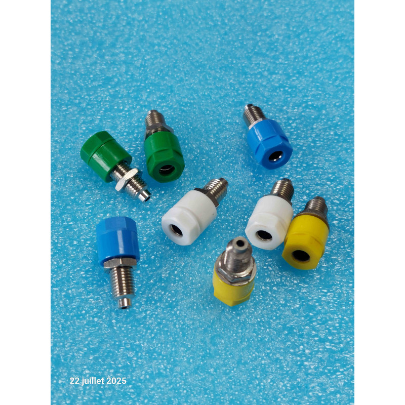 Lot de 8 Douilles Bananes 4 mm de Sécurité à Souder (2x Vert, 2x Bleu, 2x Blanc, 2x Jaune) – Electro-PJP