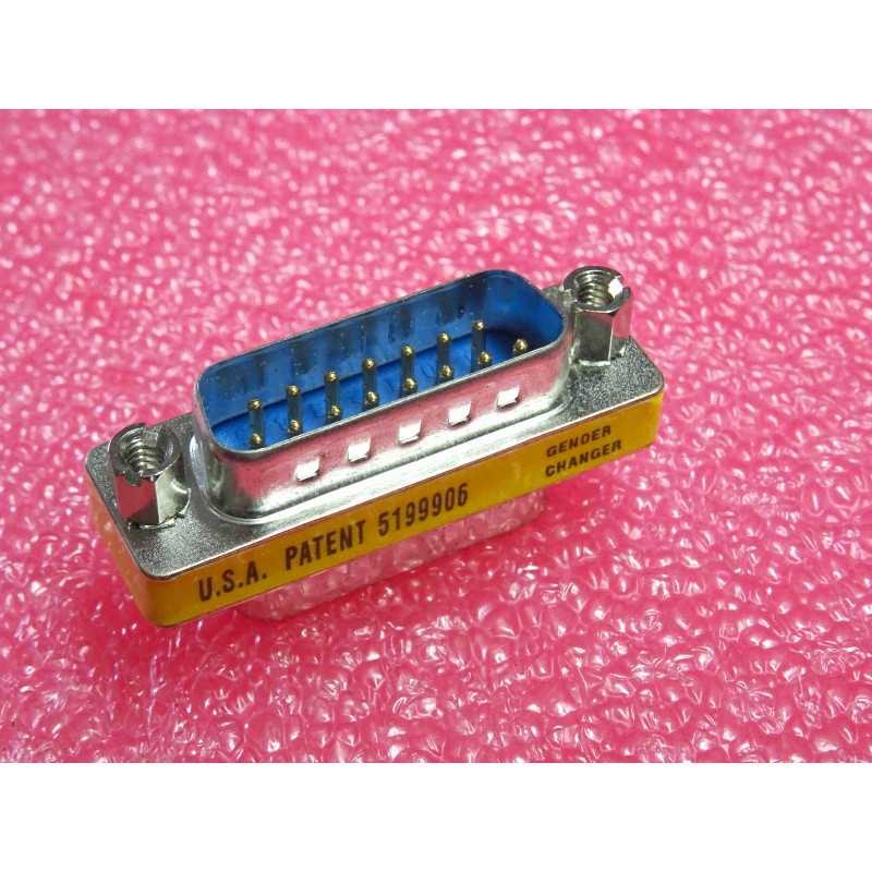 Changeur de Genre / Adaptateur Sub-D 15 Broches (2 Rangées) Mâle vers Mâle (Format DA-15)