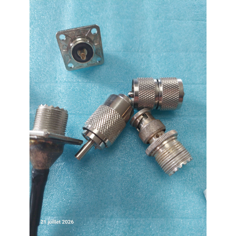 [LOT 9P UHF] Lot de 9 Pièces : Cordons & Connecteurs Coaxiaux RF UHF (PL-259 Mâles, SO-239 Femelles, Tés & Prolongateurs) – Neuf & Occasion
