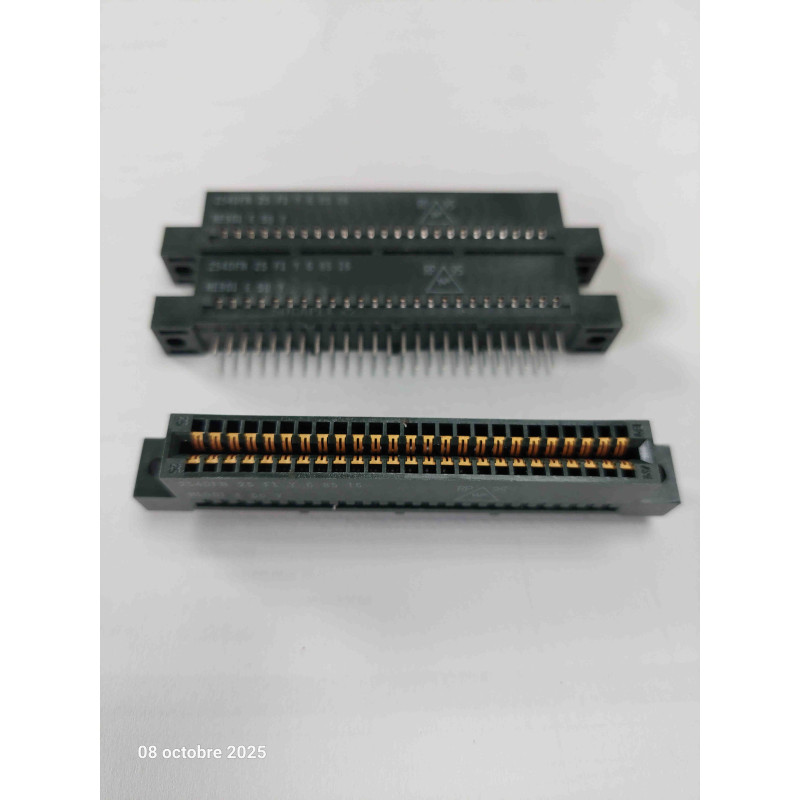 Lot de 3 Connecteurs Femelles Droit 2x25 Broches (50 Pins) – Pas de 2,54 mm (À Souder sur Carte)
