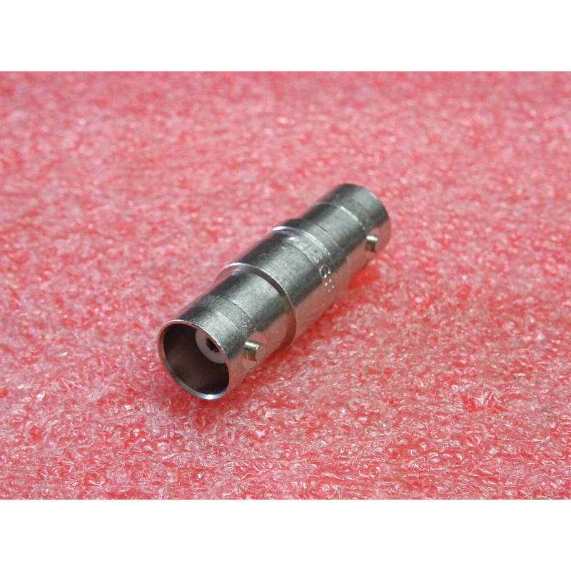Adaptateur Coaxial RF Amphenol BNC Femelle vers BNC Femelle Droit (Réf: UG-914/U / Amphenol 74868)