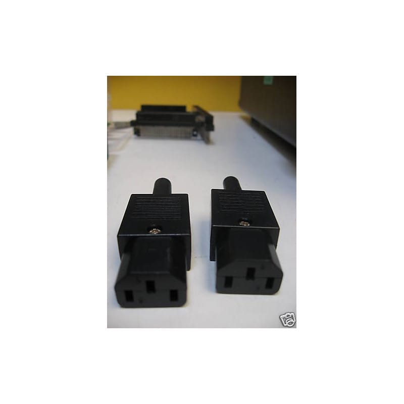 Lot de 4 Connecteurs Secteur Fiches C13 Femelles Droit à Visser (IEC 60320 C13) – Conformes Norme VDE (Référence : JA-2231)