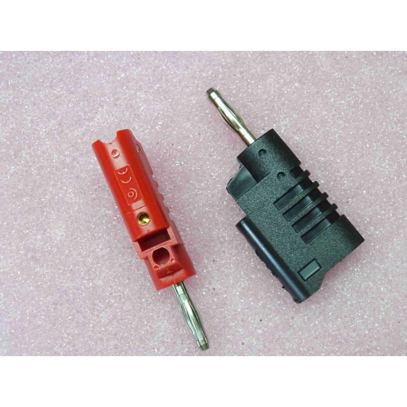 Lot de 2 Fiches Bananes Mâles Droites 4 mm avec Reprise Arrière Femelle (Repiquables / Empilables) – Références 1070N (Noire) & 1070R (Rouge) (Format Transversal & Axial / Broches 4 mm Nickelées / Corps Plastique Isolant Rigide)