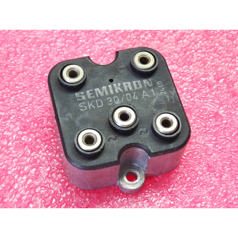 [SKD30/04A1] Pont Redresseur Triphasé de Puissance Semikron SKD 30/04 A1 (400 V / 30 A à 33 A – Boîtier Industriel Isolé SEMIPONT 2 / G 10a)