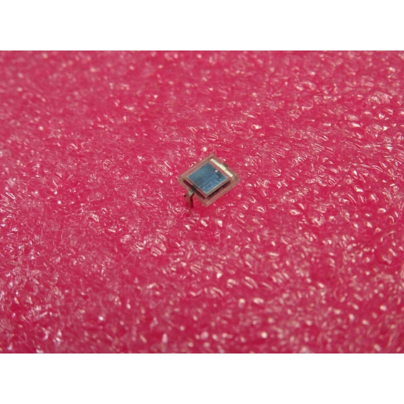 [203512056462] Lot de 4 Photodiodes PIN Silicium Haute Vitesse Osram / Vishay BPW34 (Surface Sensible 2,65 mm x 2,65 mm – Entraxe Standard 5,08 mm – Boîtier Plat Transparent)