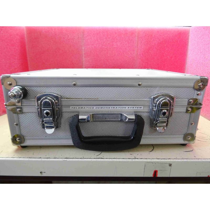 Valise de Démonstration Télématique / Banc de Développement Embarqué Automobile & Industriel "Telematics Demonstration System" (Plateforme d'Évaluation Modulaire Philips Semiconductors / Wavecom / Selectron – R&D & Prototypage M2M / Télématique Embarquée)