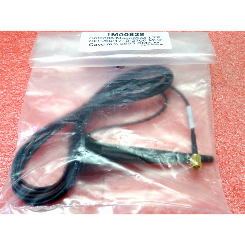 [1M00828] Antenne Combinée Magnétique Bi-Fonction 4G LTE / GNSS GPS (Réf. 1M00828 / Équivalent 1RR0100113TLB) – Câble coaxial 2,5 m avec Connecteurs SMA Mâle