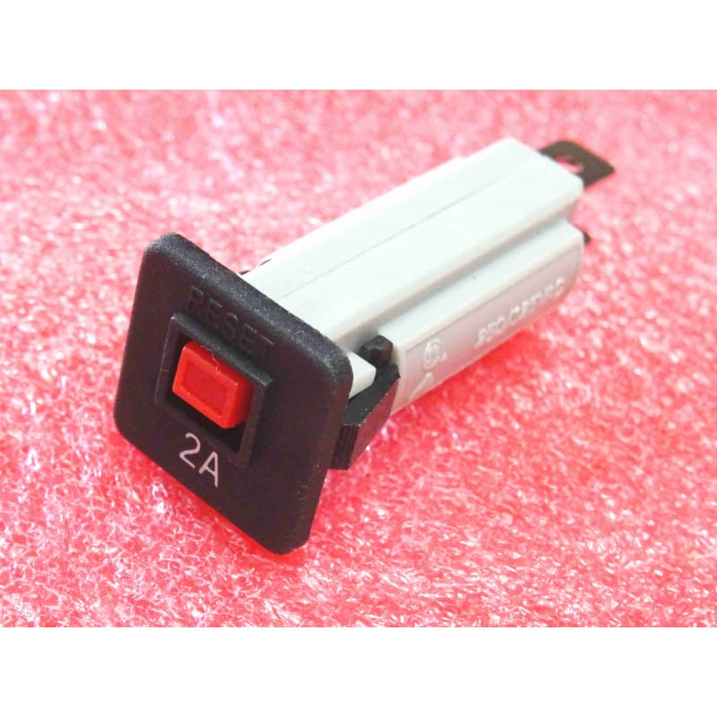 Disjoncteur Thermique Réarmable pour Panneau Sang Mao Série A-0710W – 2 A (125 V / 250 V AC – 32 V / 50 V DC – Sorties Cosses Faston)