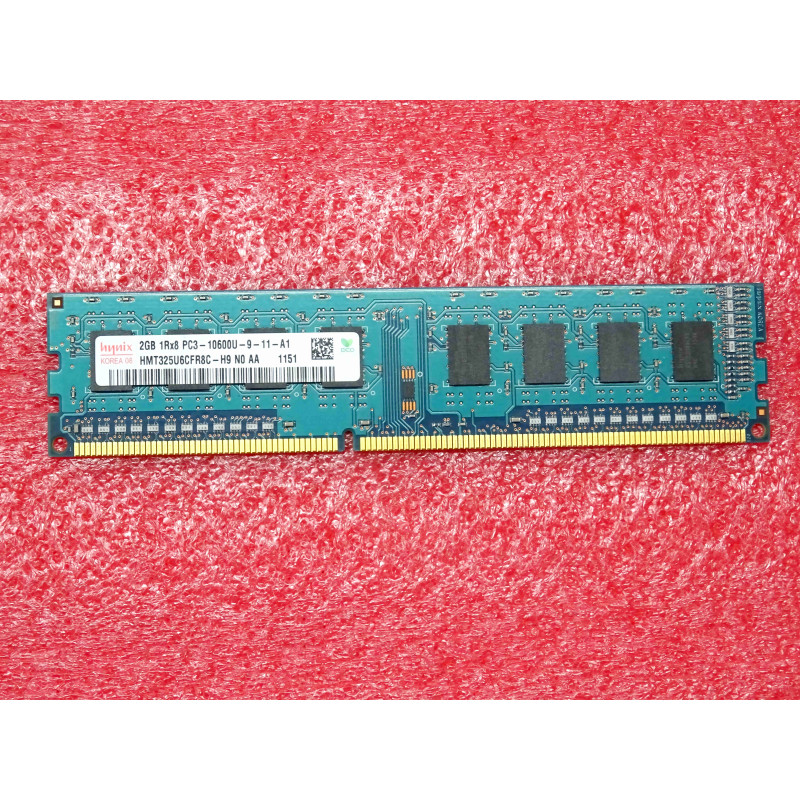 Barrette de RAM DDR3 2 Go – SK Hynix HMT325U6CFR8C-H9 (PC3-10600U / 1333 MHz / Single Rank 1Rx8 / Non-ECC Unbuffered / 240 Broches)