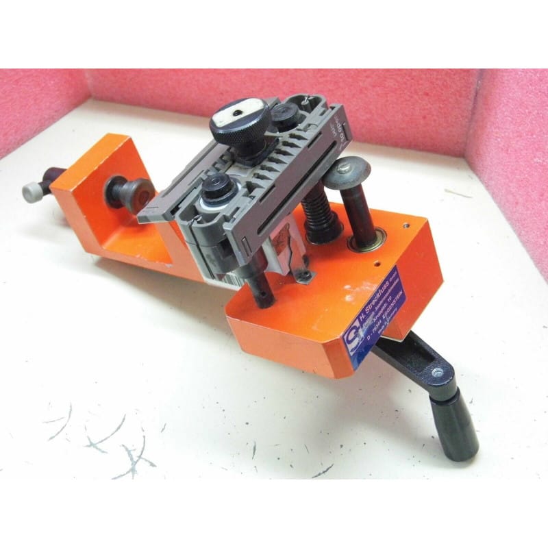 Machine de Découpe Manuelle pour Composants Électroniques Radiaux en Bande Streckfuss Réf. C066/H (CO66/H) – Pour Découpe Calibrée des Pattes sur Bande Continue