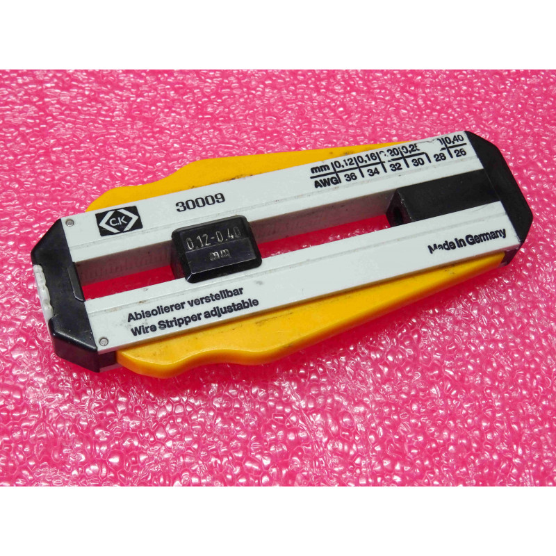Pince à Dénuder de Précision Réglable AWG 36 à 26 (0,12 à 0,40 mm) – C.K Tools 30009