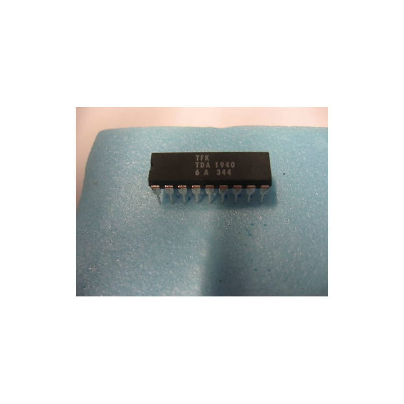 Circuit Intégré TDA1940 – Système de Synchronisation et Commande de Déflexion Horizontale (Ligne) TV / Moniteur CRT – TELEFUNKEN (TFK) – Boîtier DIP-18