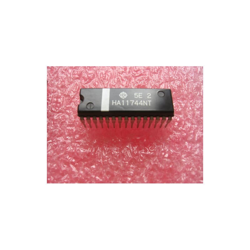 ic HA 11744 NT / ci HA11744NT DIL30 de chez HITACHI