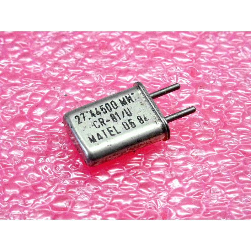 Quartz Piézoélectrique MATEL CR-81/U – Fréquence 27,445 MHz (27,44500 MHz – Bande Supérieure CB / Canaux Sup. & Fréquence Radiocommande R/C 27 MHz) – Boîtier Traversant HC-49/U (Entraxe 4,9 mm)