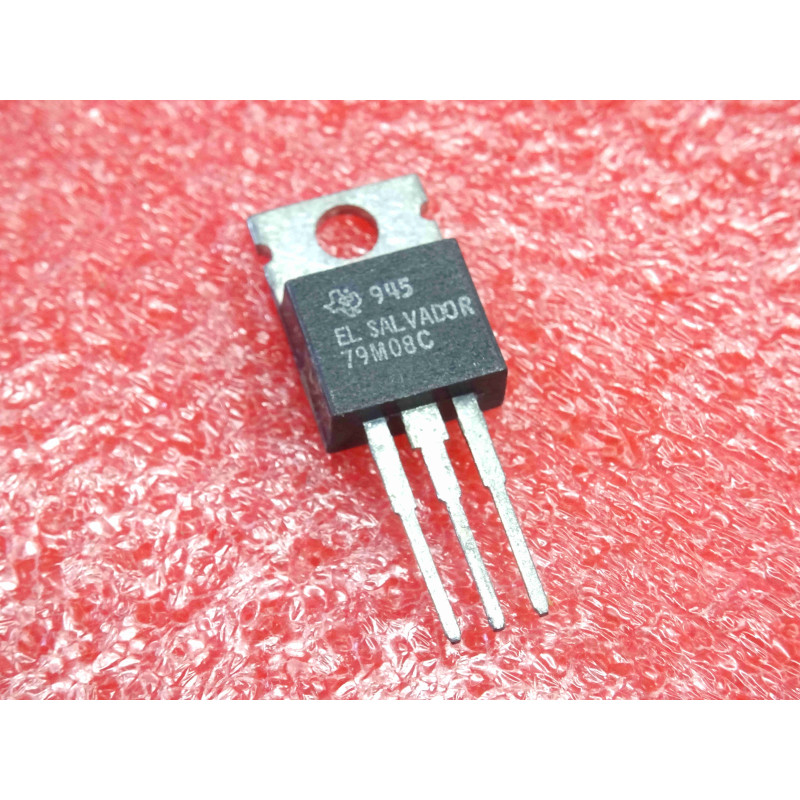 Lot de 2 Régulateurs de Tension Linéaire Négative Fixe -8V 500mA Texas Instruments 79M08C (µA79M08C / MC79M08C) – Boîtier Traversant TO-220