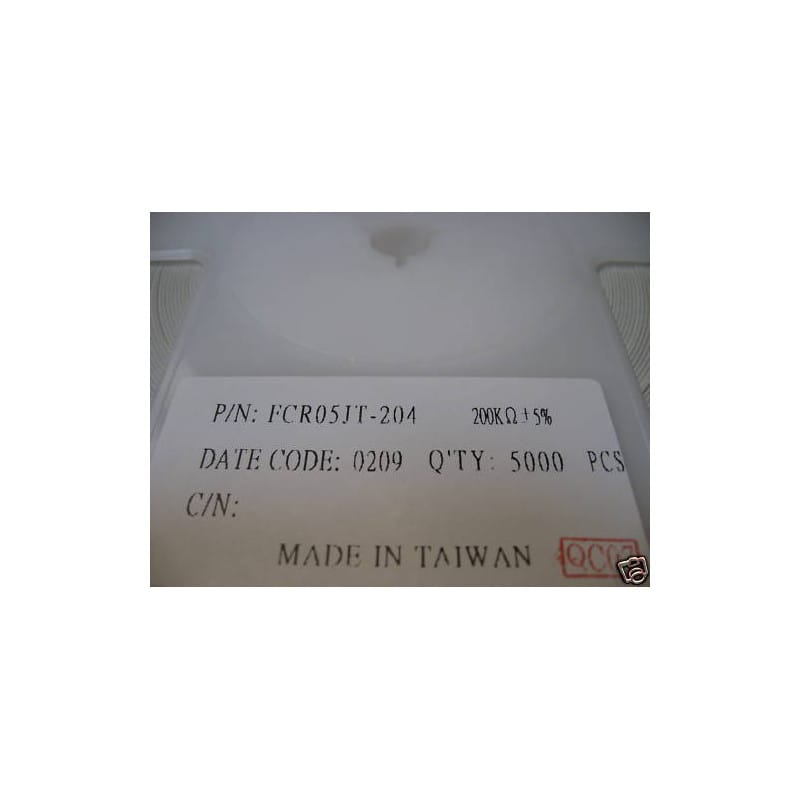[190357306338] Bobine de 5 000 Résistances CMS / SMD 200 kΩ (200K / 204) 5% 0,125 W (125 mW / 1/8 W) Format 0805 (2012 Métrique) Série FCR (Réf. FCR05JT-204)