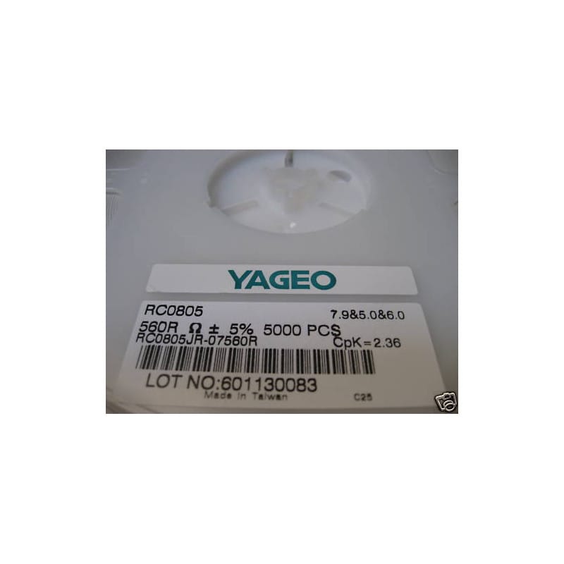 Bobine de 5 000 Résistances CMS / SMD 0,125 W (1/8 W) 560 Ω (560R / Code 561) 5% Format 0805 – Yageo Série RC (RC0805JR-07560RL)