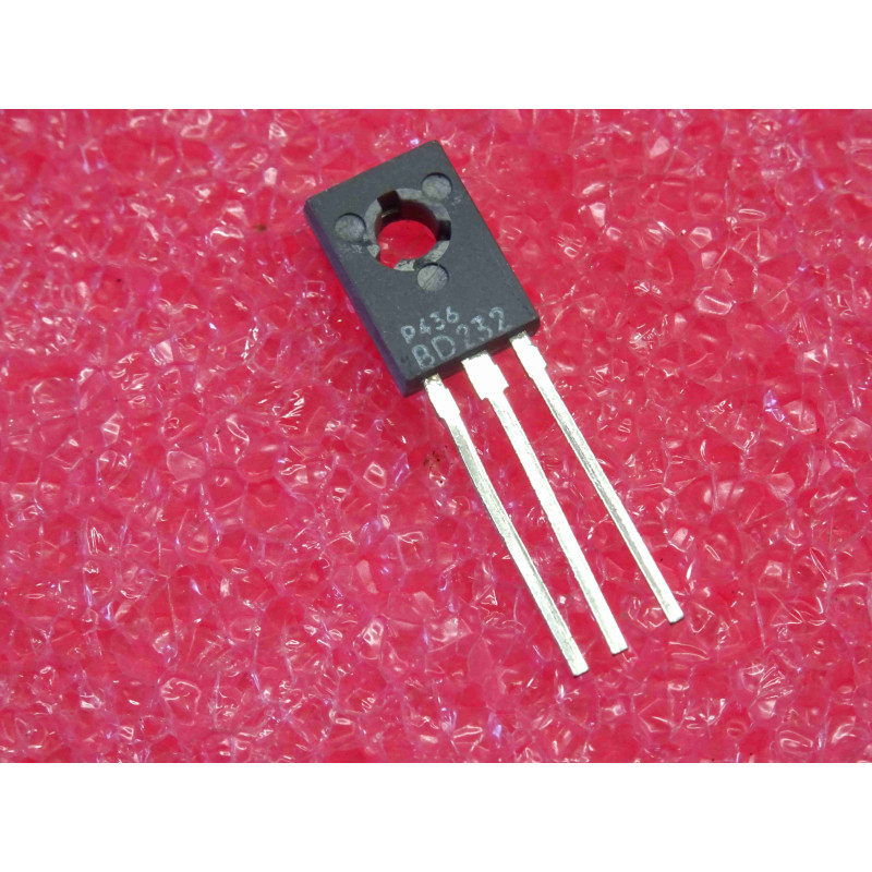 Lot de 3 Transistors Bipolaires NPN BD232 – Boîtier Plastique de Puissance (300 V – 0,5 A – 20 W – Haute Tension & Commutation)