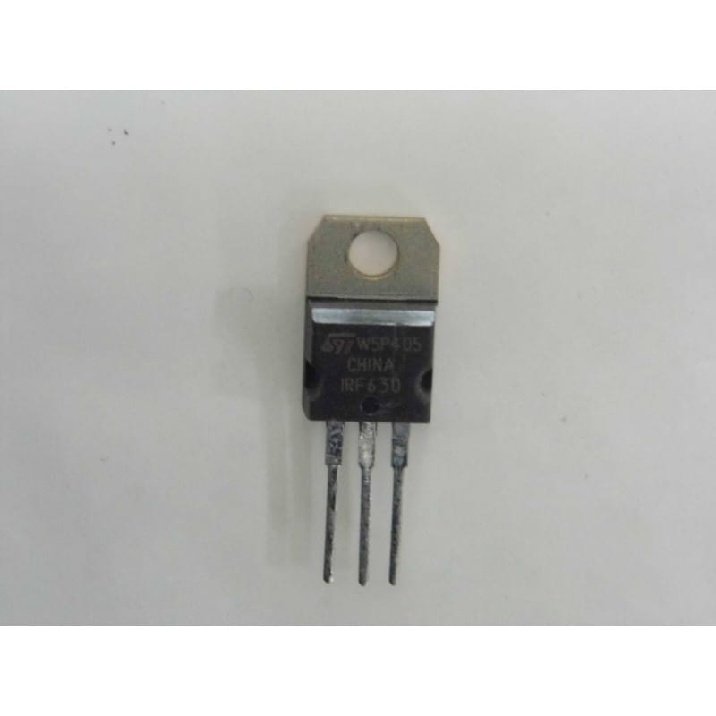 Lot de 4 Transistors MOSFET de Puissance N-Channel International Rectifier IRF630 – Boîtier Plastique TO-220AB (200 V Vds / 9 A – 0,35 Ohm – Commutation & Conversion)