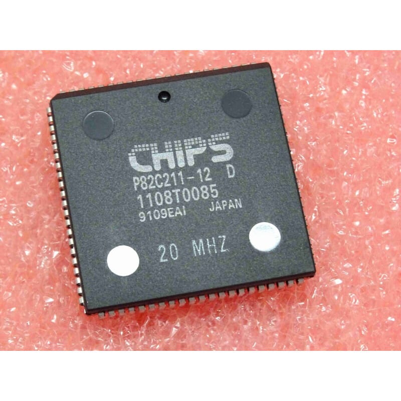 [195196471216] Circuit Intégré / Chipset P82C211-12 – CHIPS, 20 MHz, Boîtier PLCC-84