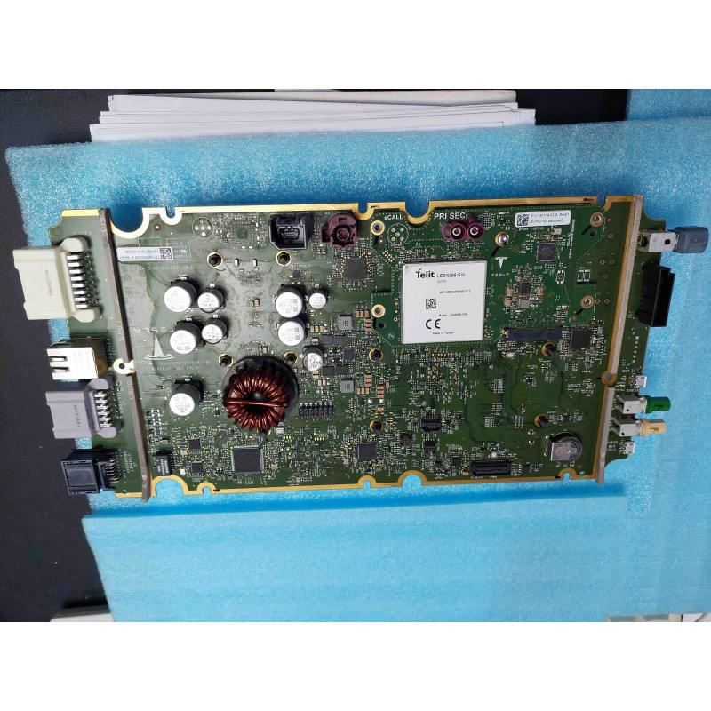 Unité de Communication Télématique Tesla (Référence 1527963-00E)