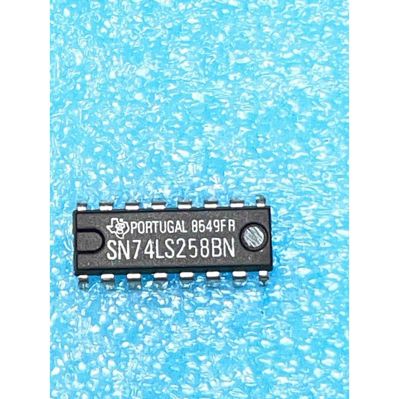 Multiplexeur Quadruple 2 vers 1 à 3 États 74LS258BN (Lot de 2)