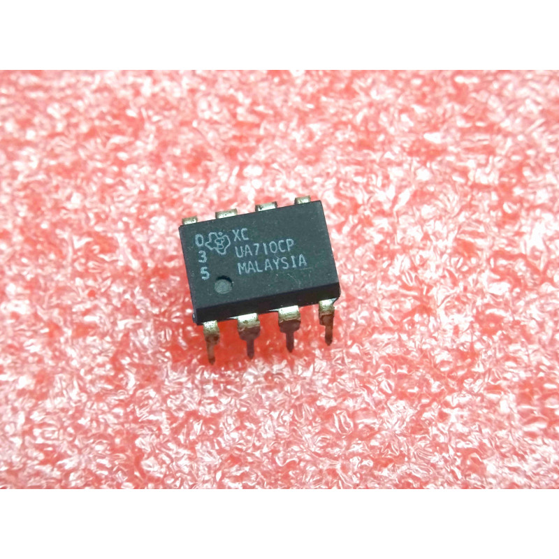 Comparateur de Tension Différentiel Haute Vitesse uA710CP