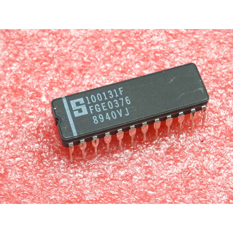 Triple Bascule D Master-Slave ECL 100131F