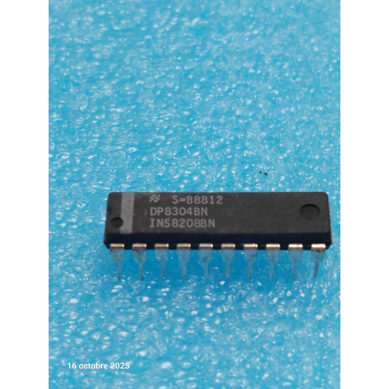 Octal Transceiver de Ligne Non-Inverseur DP8304BN / INS8208BN