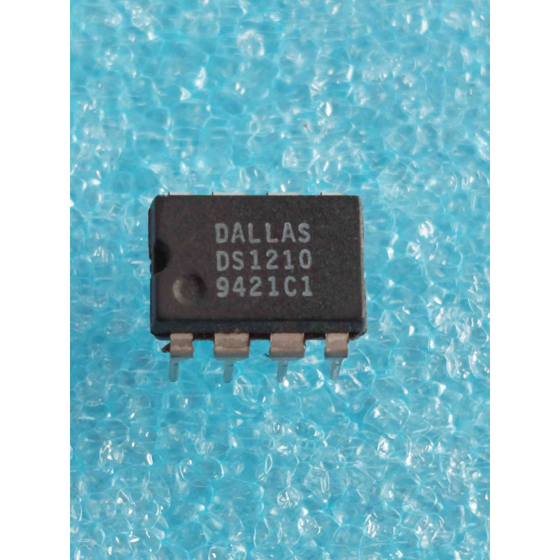 Circuit Intégré Contrôleur de Batterie Non-Volatile DS1210