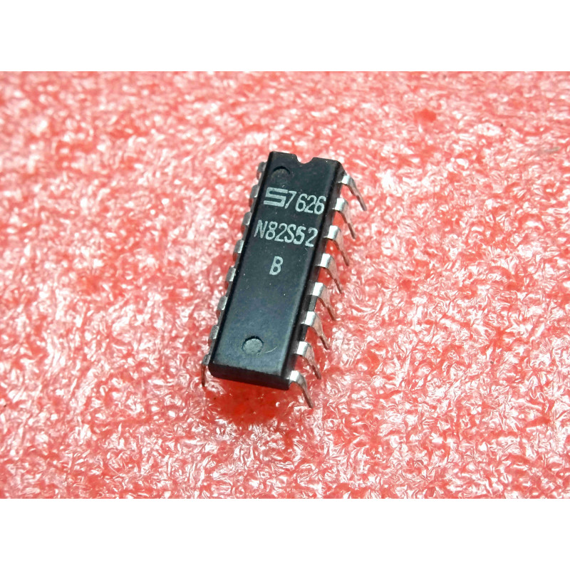 Multiplieur Numérique 8 Bits / Convertisseur de Code N82S52B