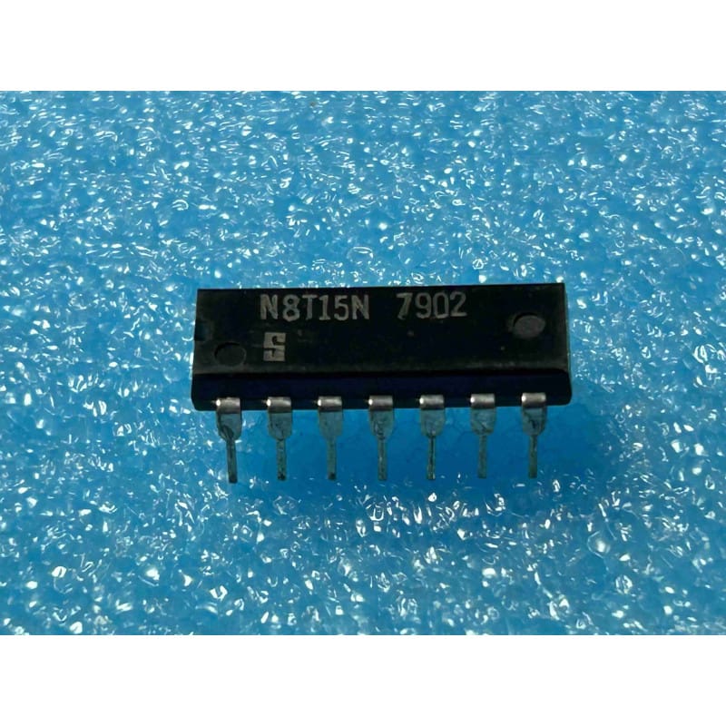 Quadruple Émetteur de Ligne TTL Signetics N8T15N