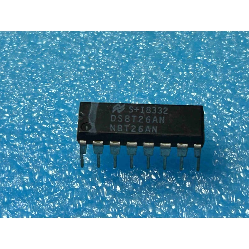 Quadruple Émetteur-Récepteur de Bus Tri-State National Semiconductor DS8T26AN / N8T26AN