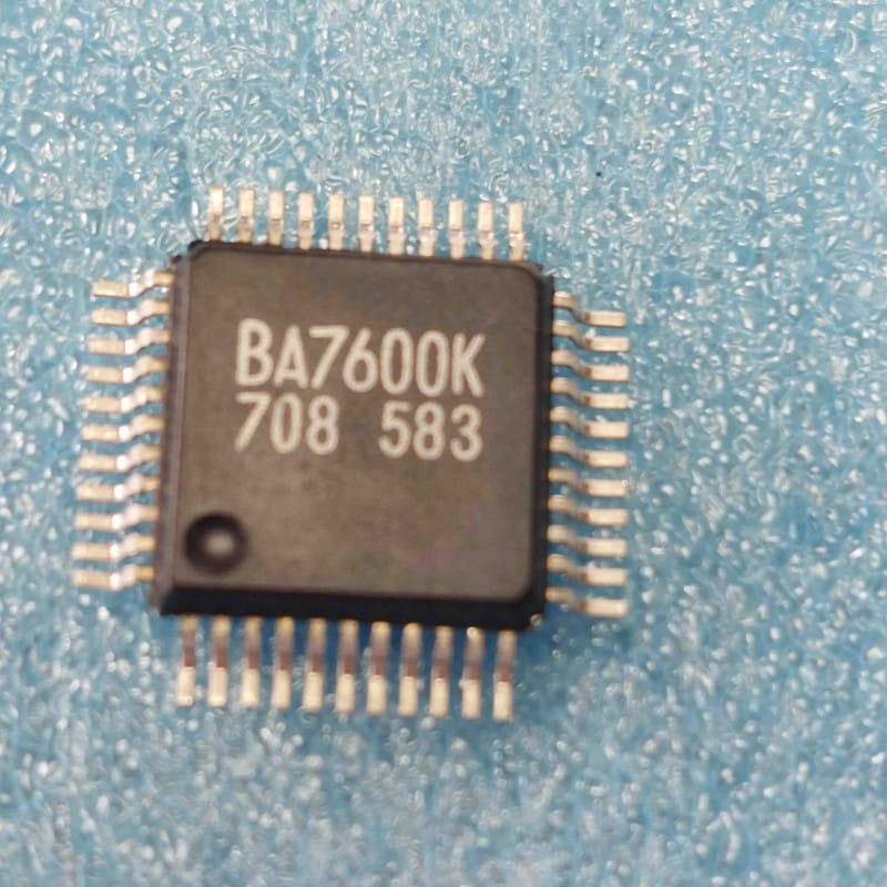 Processeur de Commutation Vidéo Multi-Canaux Rohm BA7600K